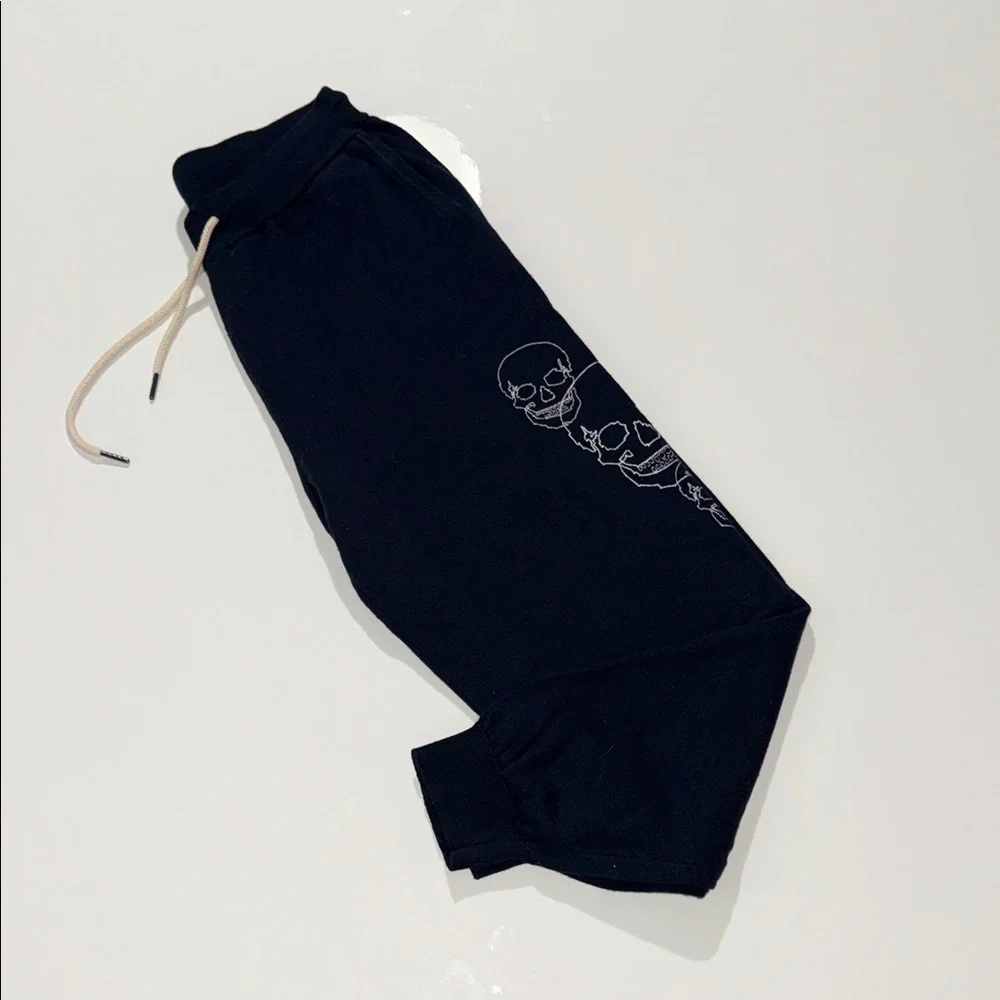 360 Cashmere Kids Black Joggers with Skull Design Women’s Size L